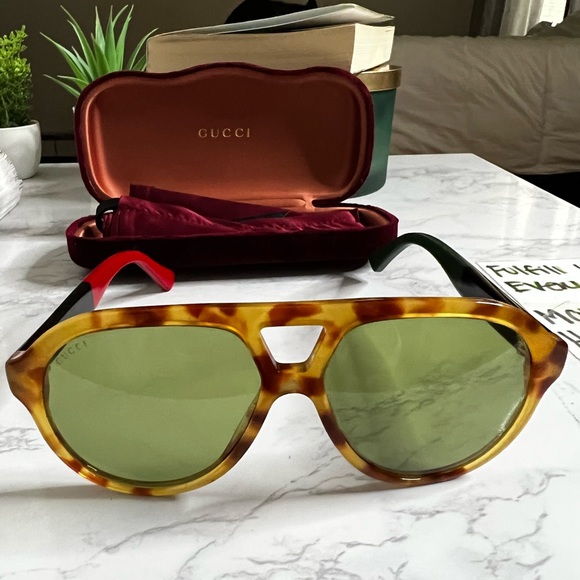 Gucci Accessories - Gucci sunglasses